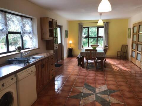 Letterfrack Farmhouse on equestrian farm in Letterfrack Tullywee Bridge Extérieur photo